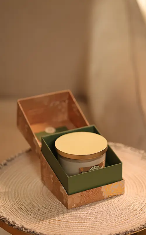 Candle Box Design, Floral Box Design, Luxury Packaging Design, Box Creative Design, Candle Box Packaging, Creative Gift Packaging, Packaging Design Agency